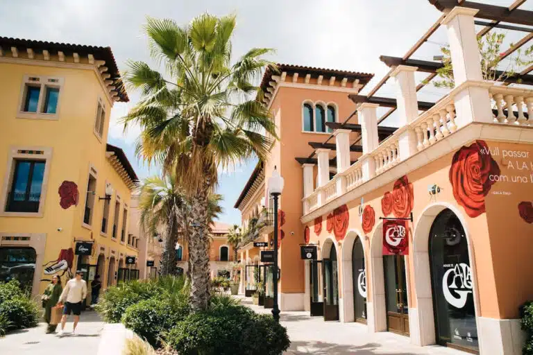 Taxi Santa Susanna La Roca Village